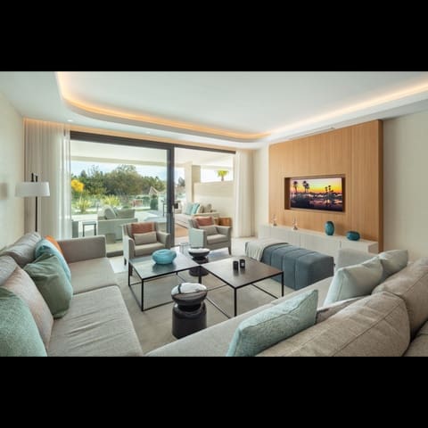 4 soverom Leilighet til salgs i Golden Mile, Marbella med svømmebasseng garasje - € 2 350 000 (Ref: 9553945)