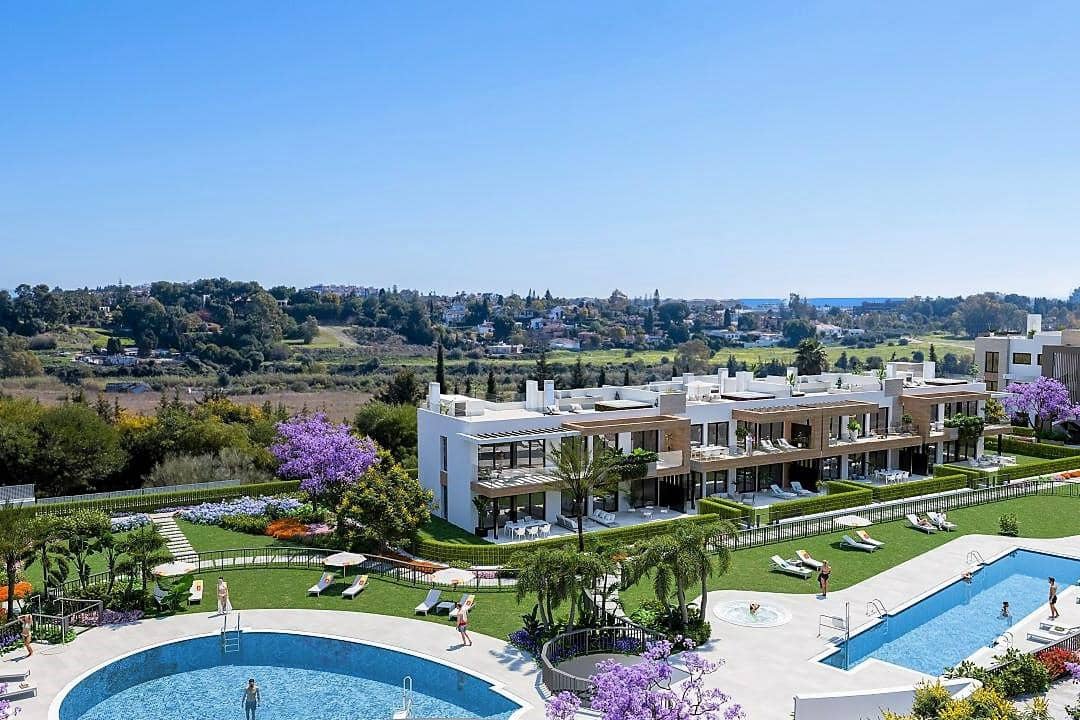 Apartamento de 2 habitaciones en Benahavís en venta con piscina - 399.000 € (Ref: 9553948)