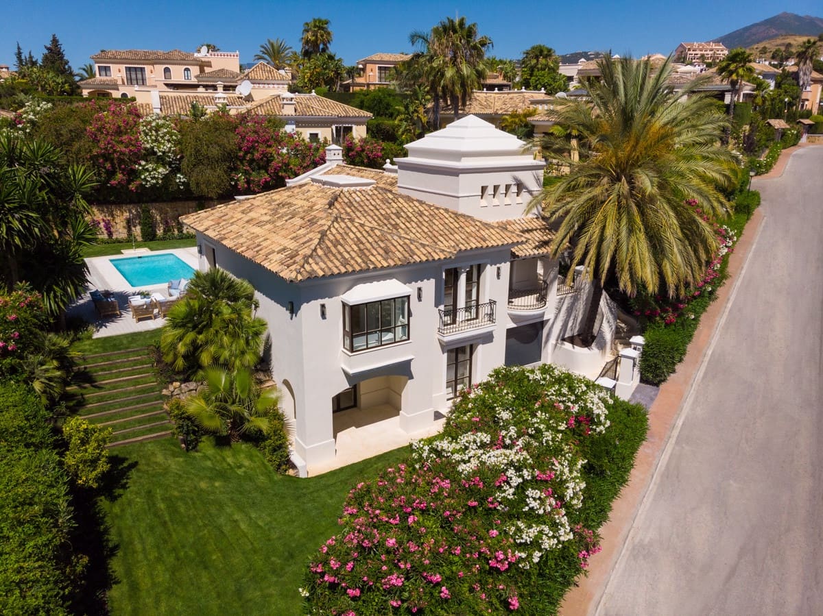 5 Zimmer Villa zu verkaufen in Marbella mit Pool Garage - 3.250.000 € (Ref: 9553986)