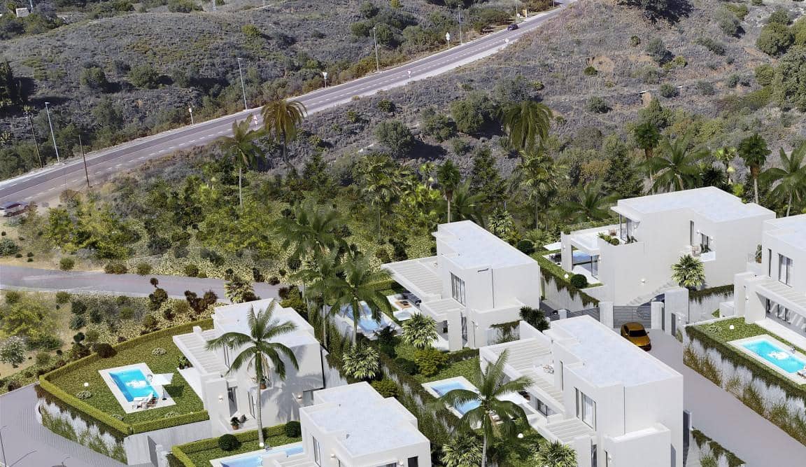 4 bedroom Villa for sale in Mijas Costa with pool garage - € 1,495,000 (Ref: 9553992)