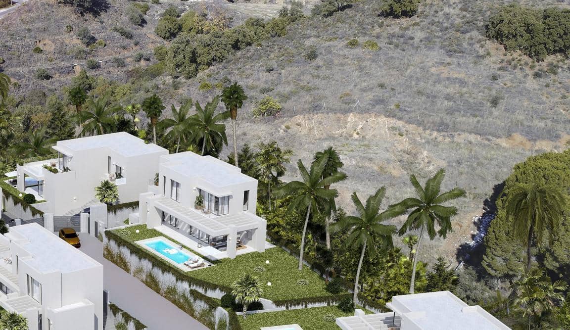 4 bedroom Villa for sale in Mijas Costa with pool garage - € 1,495,000 (Ref: 9553992)