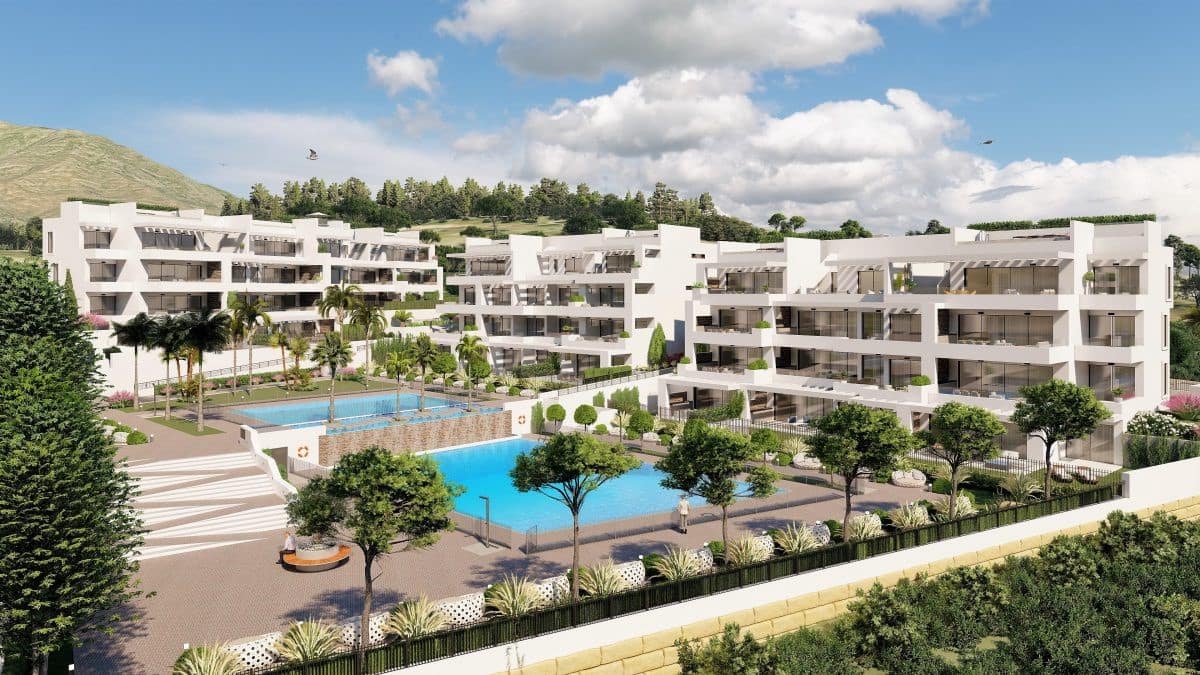 Apartamento de 3 habitaciones en Estepona en venta con piscina garaje - 445.000 € (Ref: 9553994)