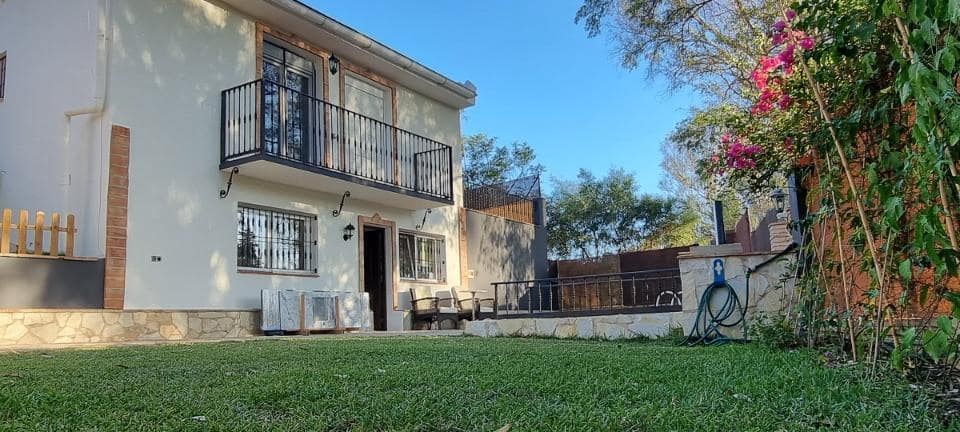 2 makuuhuone Huvila myytävänä paikassa Marbella mukana uima-altaan - 440 000 € (Ref: 9553999)