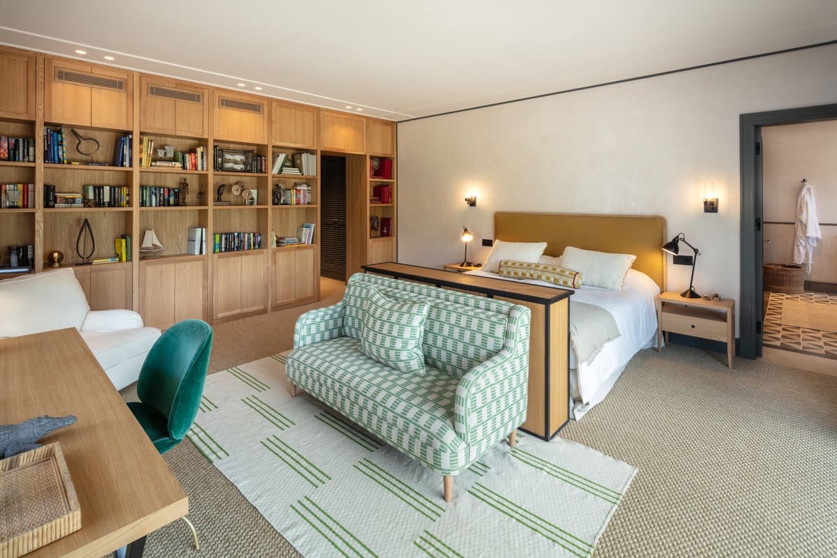 16 camera da letto Villa in vendita in Golden Mile con piscina garage - 35.000.000 € (Rif: 9554002)