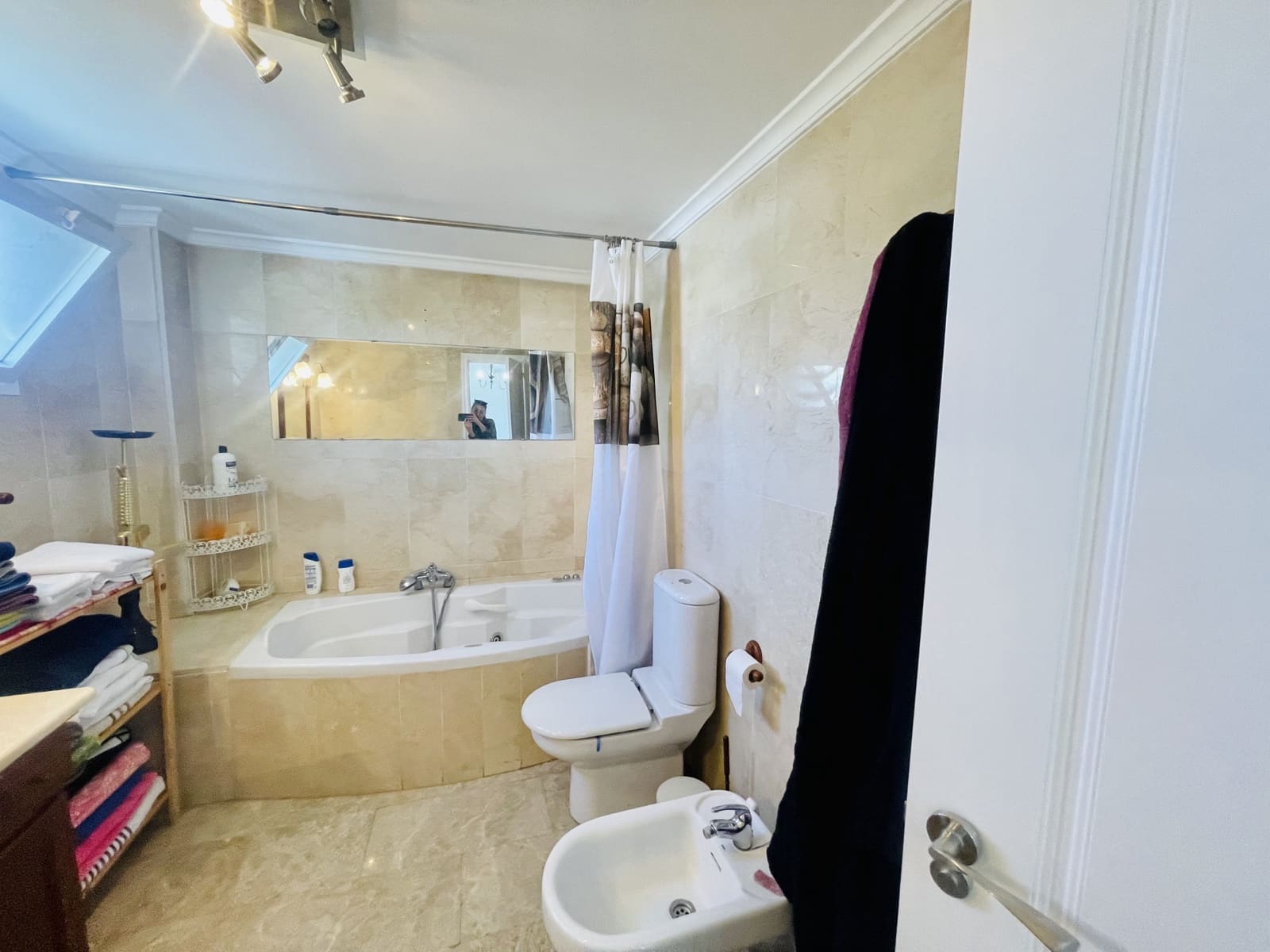 3 sypialnia Apartament na sprzedaż w Nueva Andalucia z basenem - 425 000 € (Ref: 9554003)