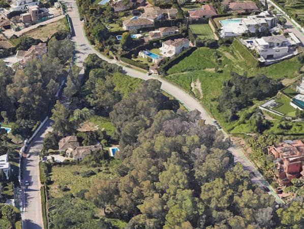 Building Plot for sale in Nueva Andalucia - € 1,790,000 (Ref: 9554005)