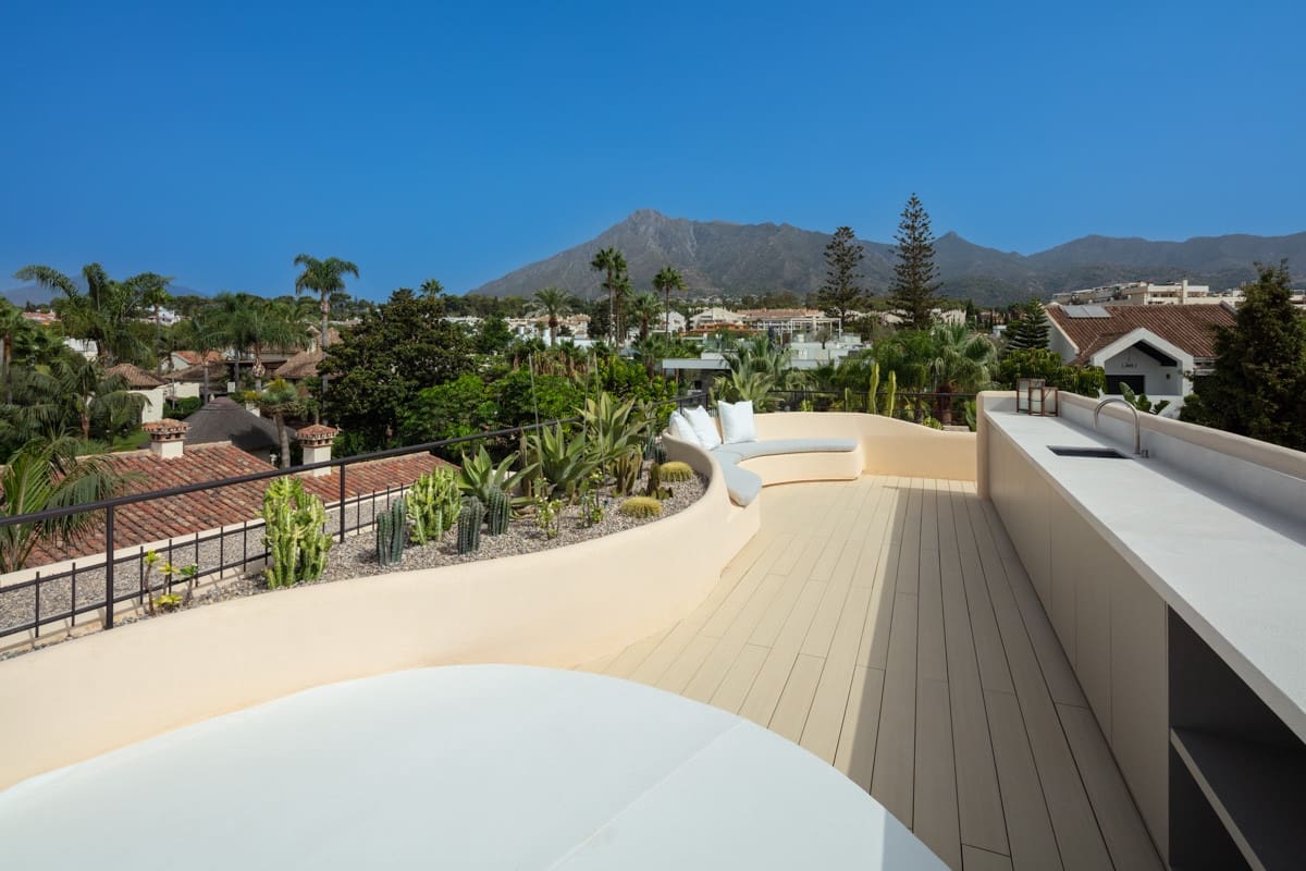 5 soveværelse Villa til salg i Golden Mile med swimmingpool garage - € 6.500.000 (Ref: 9554010)