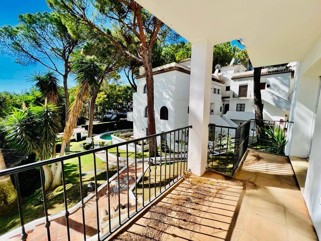 3 soveværelse Lejlighed til salg i Marbella med swimmingpool garage - € 545.000 (Ref: 9554022)