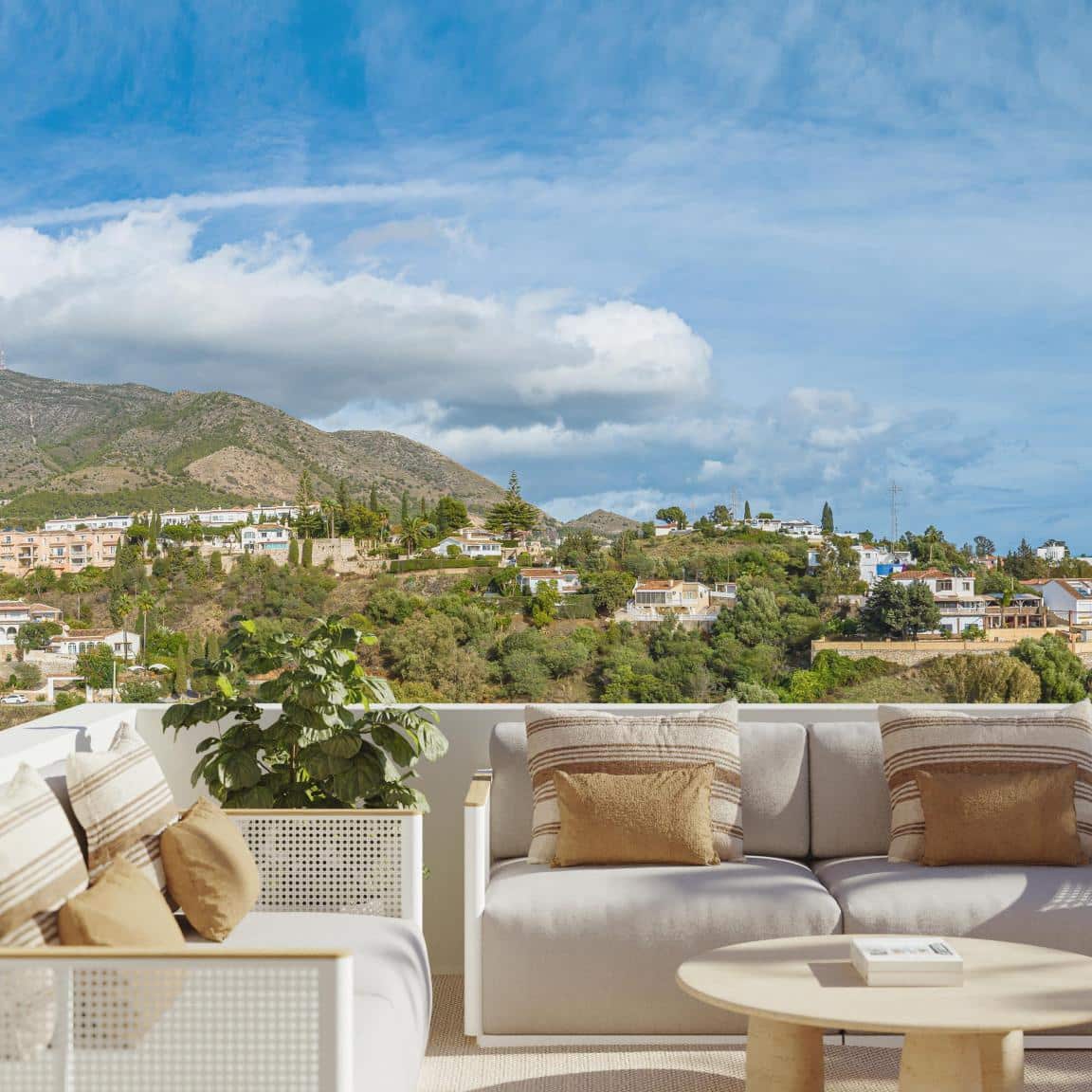 2 Zimmer Apartment zu verkaufen in Mijas Costa mit Pool Garage - 239.000 € (Ref: 9554050)