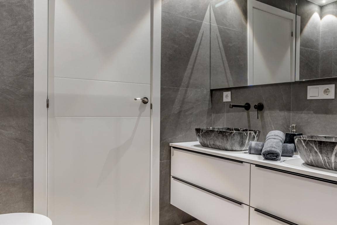 Apartamento de 3 habitaciones en Marbella en venta con piscina garaje - 600.000 € (Ref: 9554053)