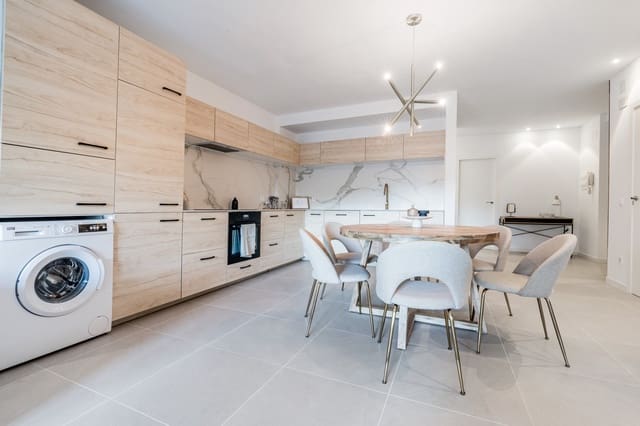 Apartamento de 3 habitaciones en Marbella en venta con piscina garaje - 600.000 € (Ref: 9554053)