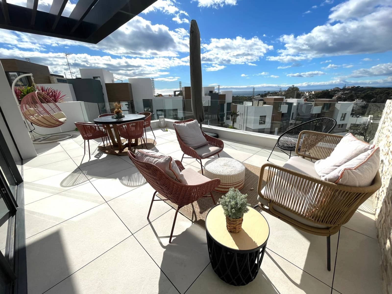 3 sovrum Takvåning till salu i Marbella med pool garage - 995 000 € (Ref: 9554065)