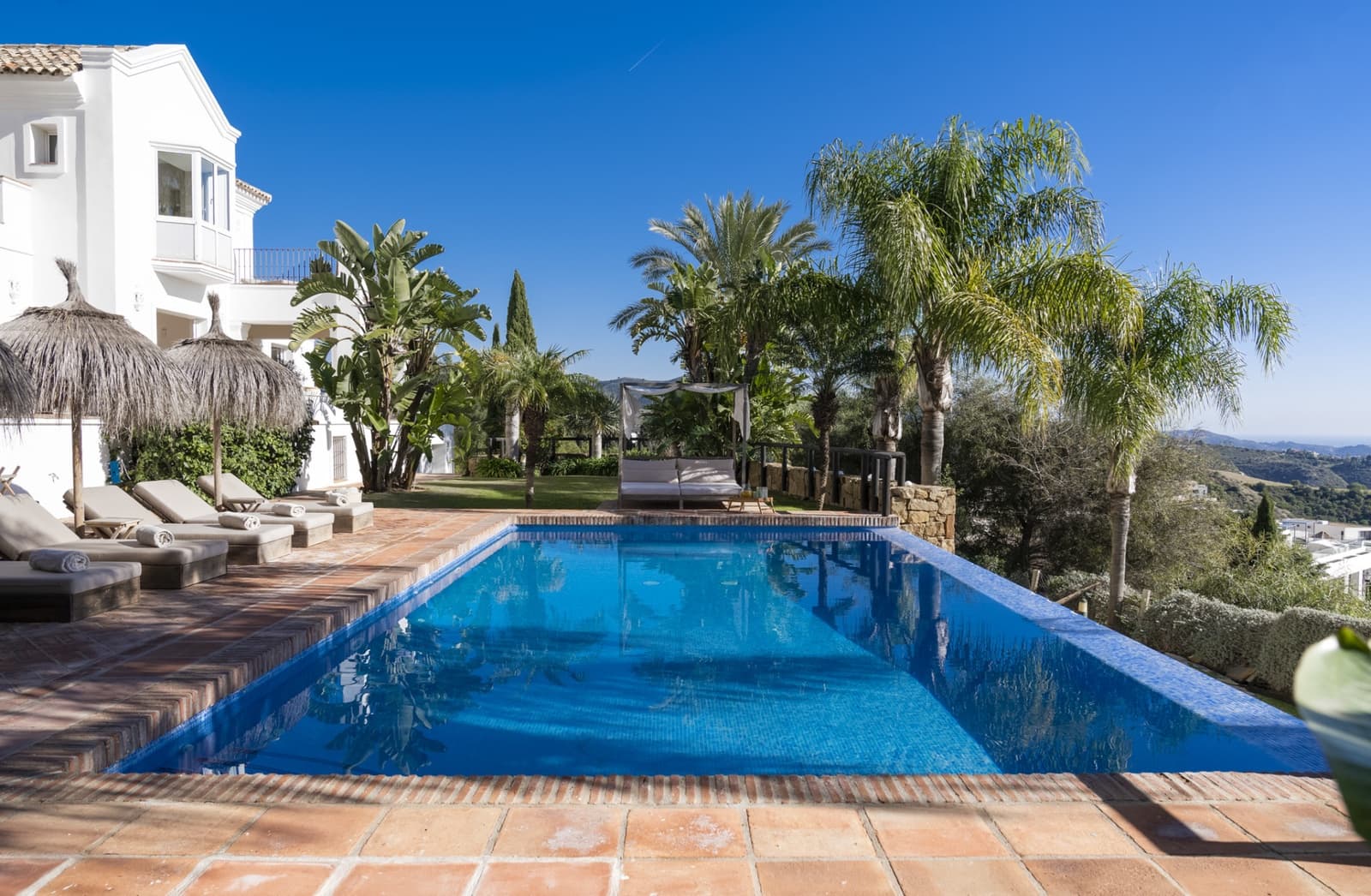 6 soveværelse Villa til salg i Marbella med swimmingpool garage - € 4.000.000 (Ref: 9554075)