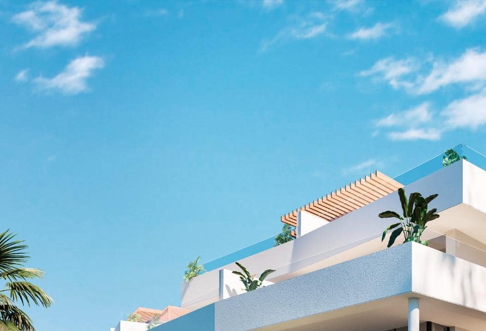 Apartamento de 3 habitaciones en Estepona en venta con piscina garaje - 620.900 € (Ref: 9554076)