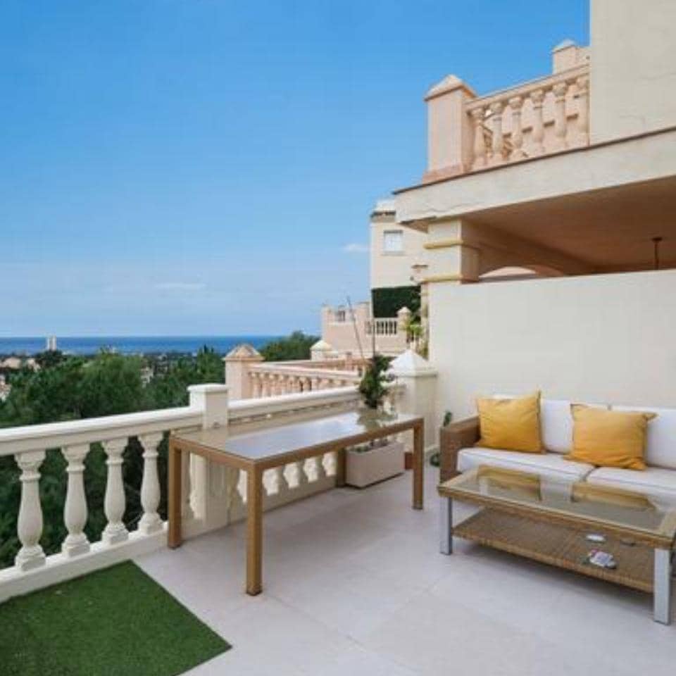 3 Zimmer Villa zu verkaufen in Marbella mit Pool Garage - 600.000 € (Ref: 9554085)