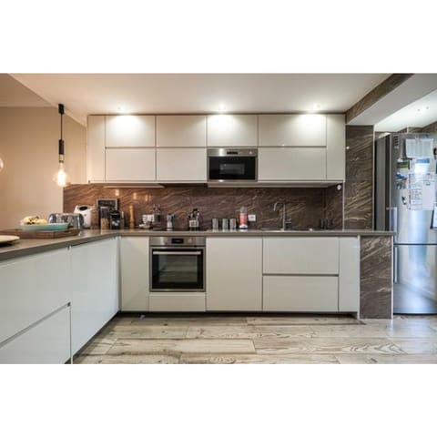 3 Zimmer Villa zu verkaufen in Marbella mit Pool Garage - 600.000 € (Ref: 9554085)