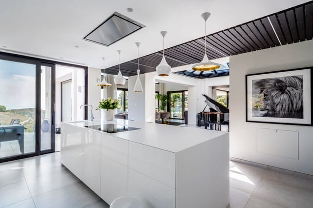 Chalet de 5 habitaciones en Marbella en venta con piscina garaje - 6.750.000 € (Ref: 9554089)