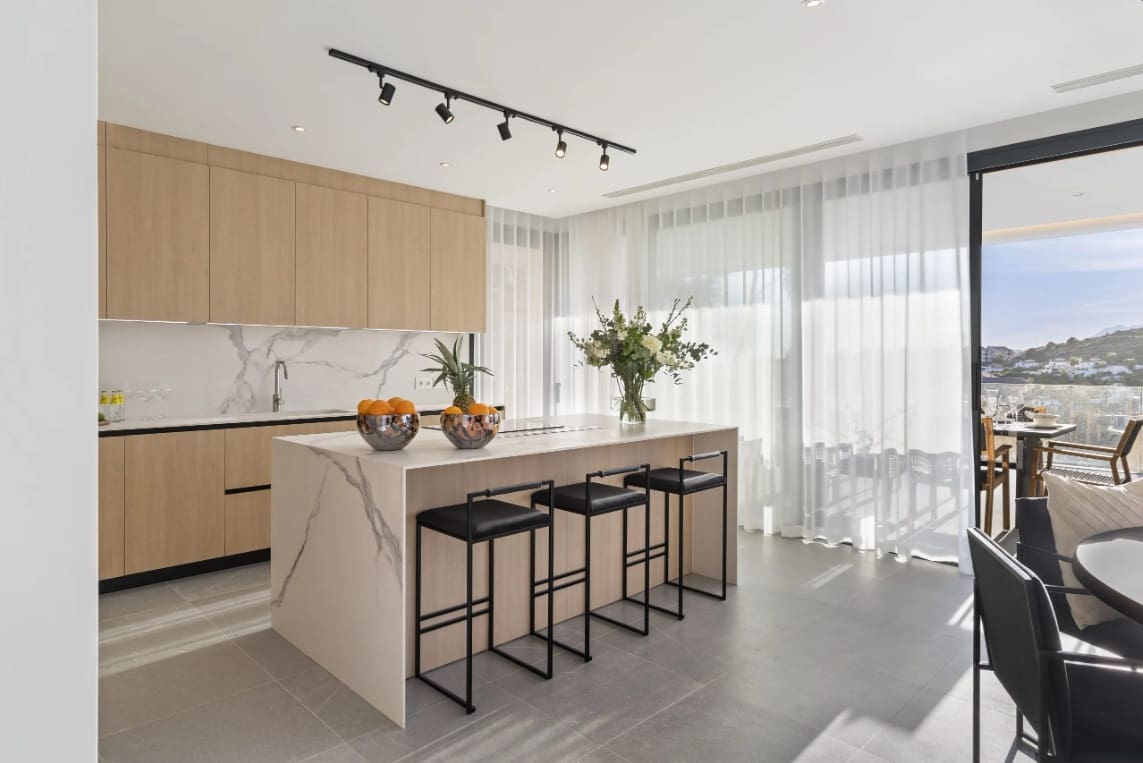 5 soveværelse Villa til salg i Marbella med swimmingpool garage - € 2.495.000 (Ref: 9554093)