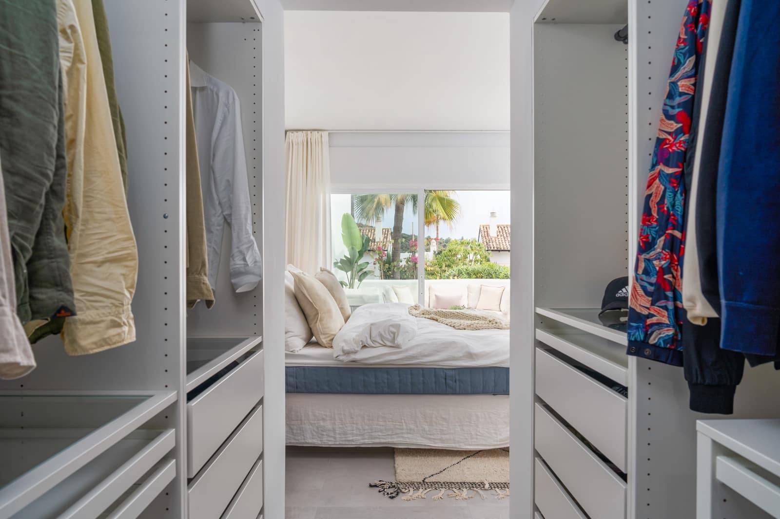 Apartamento de 3 habitaciones en Marbella en venta con piscina garaje - 699.000 € (Ref: 9554098)