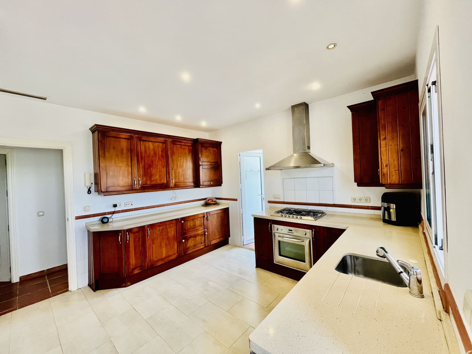 5 quarto Moradia para venda em Sotogrande com piscina garagem - 1 080 000 € (Ref: 9554124)