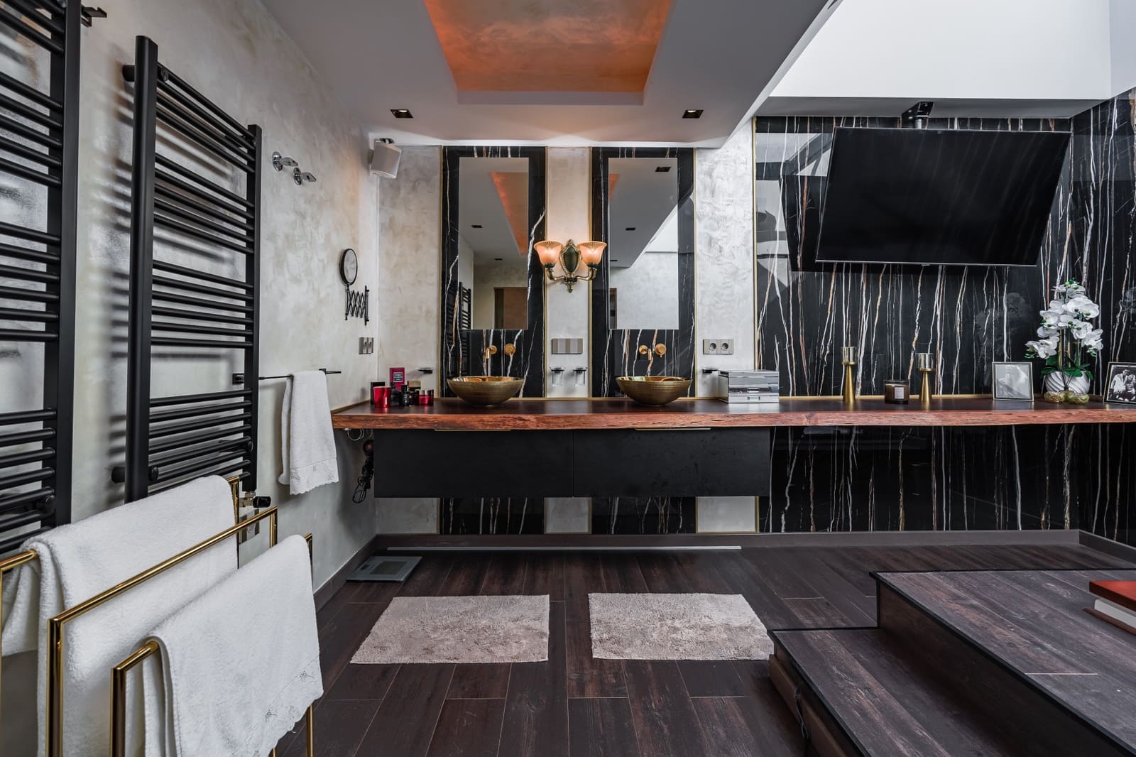 Chalet de 7 habitaciones en Nueva Andalucia en venta con piscina garaje - 8.000.000 € (Ref: 9554126)