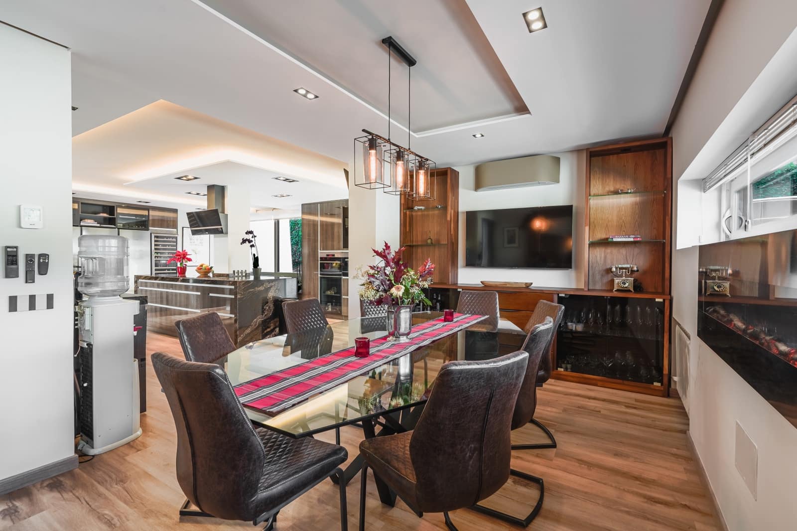 Chalet de 7 habitaciones en Nueva Andalucia en venta con piscina garaje - 8.000.000 € (Ref: 9554126)