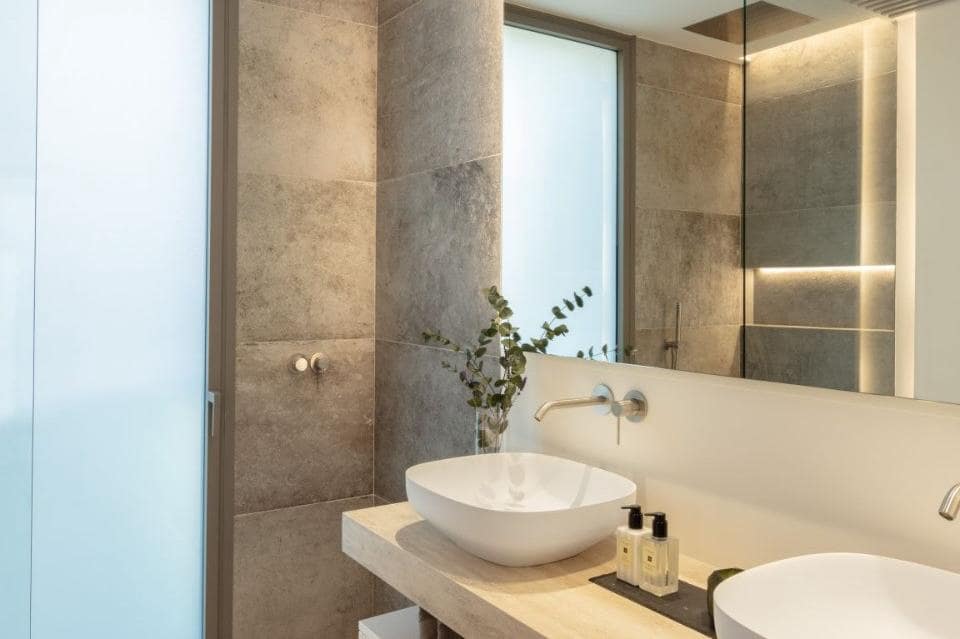 Chalet de 5 habitaciones en Marbella en venta con piscina garaje - 8.950.000 € (Ref: 9554127)