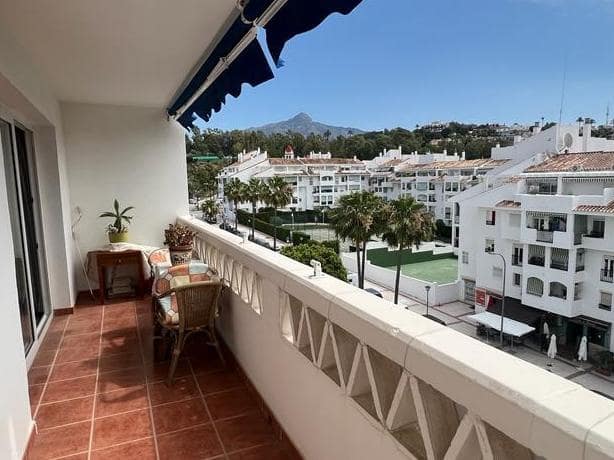 2 soveværelse Lejlighed til salg i Marbella med swimmingpool garage - € 298.000 (Ref: 9554128)