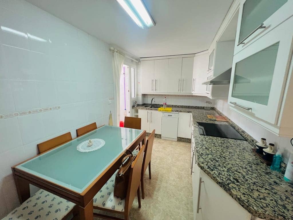 2 soveværelse Lejlighed til salg i Marbella med swimmingpool garage - € 298.000 (Ref: 9554128)