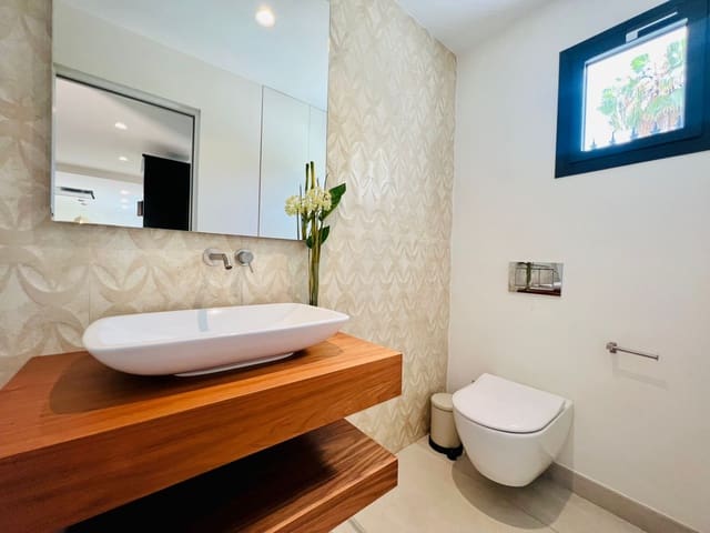 4 camera da letto Villa in vendita in Nueva Andalucia, Marbella con piscina garage - 720.000 € (Rif: 9554134)