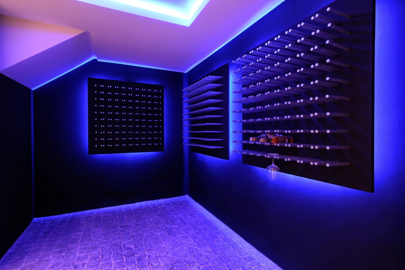 5 soveværelse Villa til salg i Istan med swimmingpool garage - € 3.495.000 (Ref: 9554147)