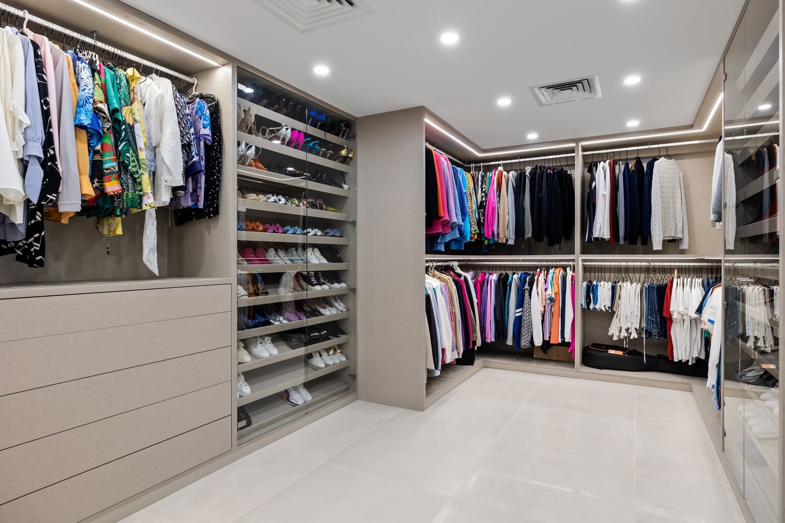 7 sypialnia Apartament na sprzedaż w Marbella z basenem garażem - 4 500 000 € (Ref: 9554148)