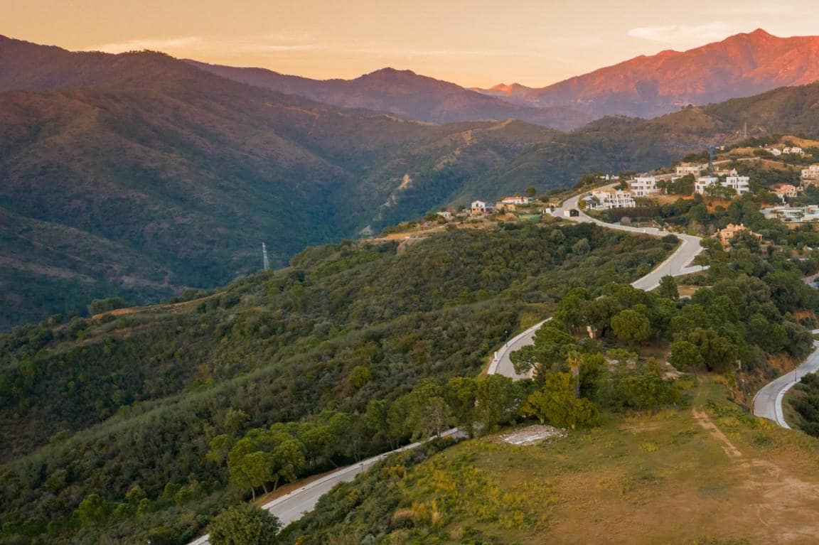 Building Plot for sale in Benahavis - € 4,495,000 (Ref: 9554160)