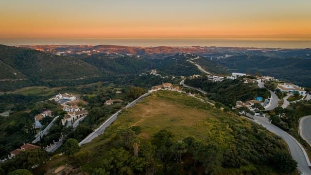 Building Plot for sale in Benahavís - € 4,495,000 (Ref: 9554160)