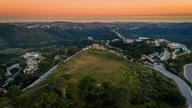 Building Plot for sale in Benahavís - € 4,495,000 (Ref: 9554160)