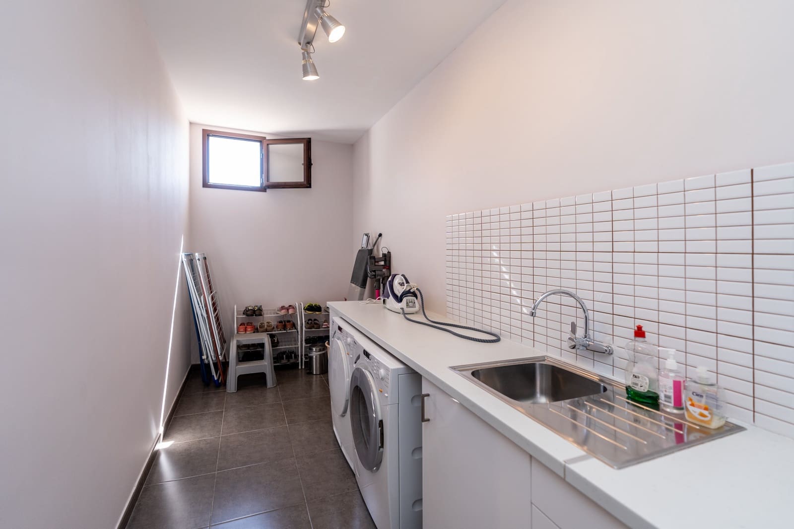 4 soveværelse Villa til salg i Marbella med swimmingpool garage - € 1.995.000 (Ref: 9554165)