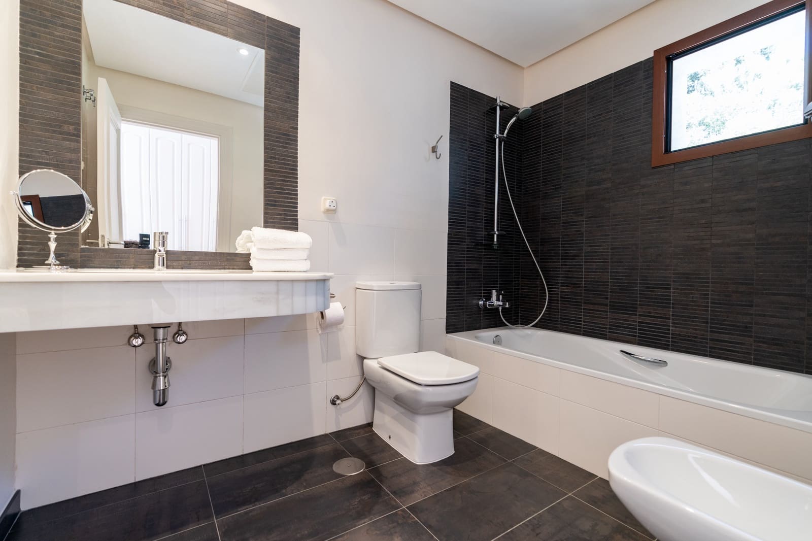 4 soveværelse Villa til salg i Marbella med swimmingpool garage - € 1.995.000 (Ref: 9554165)