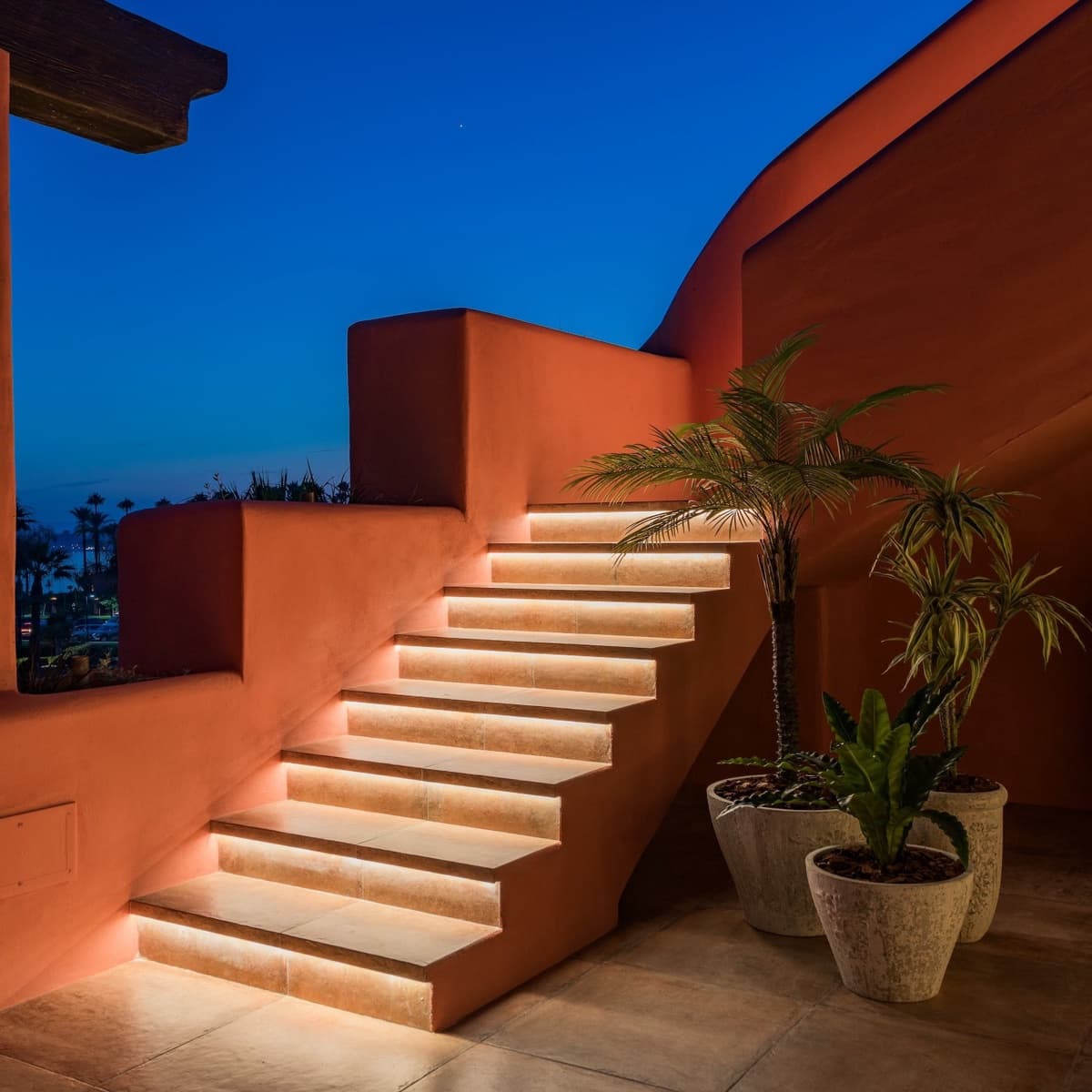 Apartamento de 4 habitaciones en Estepona en venta con piscina garaje - 4.950.000 € (Ref: 9554179)