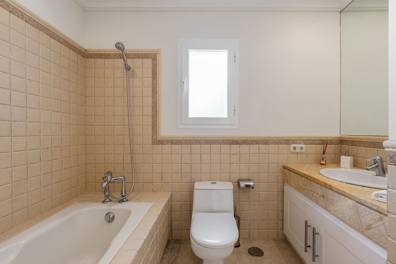 8 camera da letto Villa in vendita in Marbella - 1.890.000 € (Rif: 9554181)