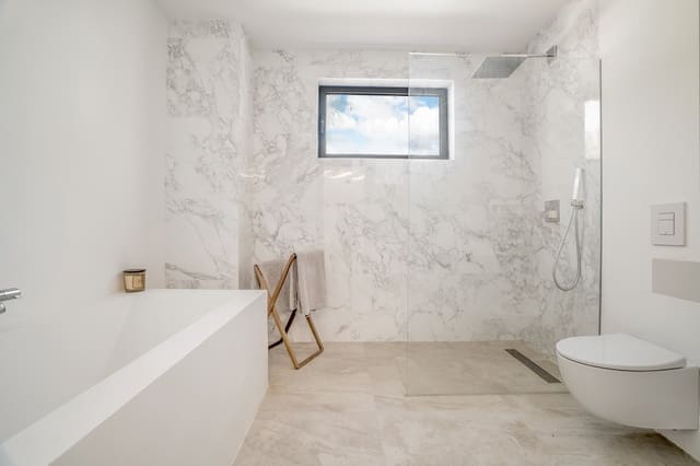 5 soveværelse Villa til salg i Marbella med swimmingpool garage - € 2.250.000 (Ref: 9554183)