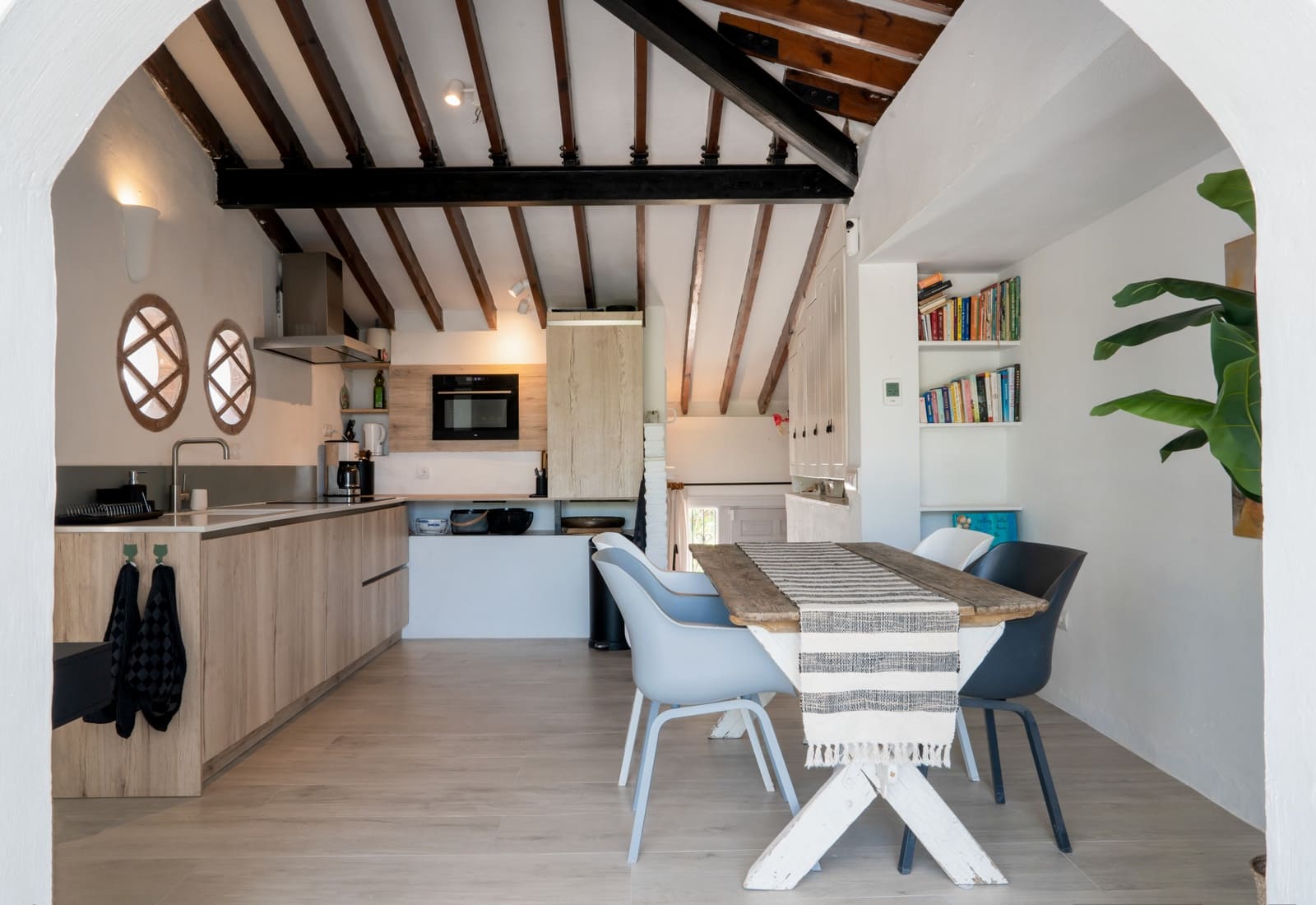 2 quarto Moradia para venda em Estepona com piscina garagem - 649 000 € (Ref: 9554187)