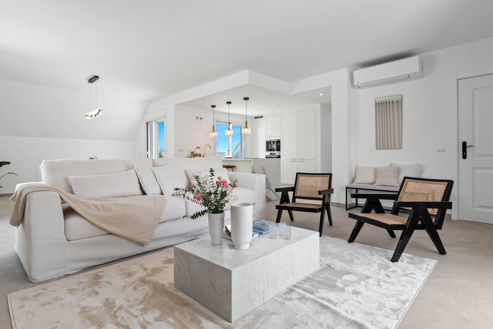 3 soveværelse Lejlighed til salg i Marbella med swimmingpool garage - € 1.075.000 (Ref: 9554193)