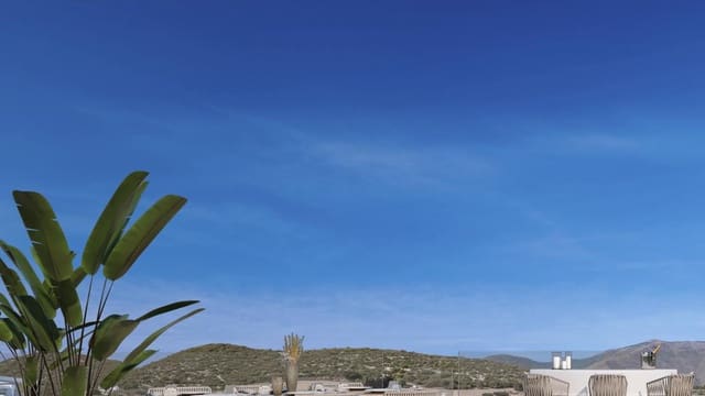 Apartamento de 2 habitaciones en Marbella en venta con piscina garaje - 555.000 € (Ref: 9554213)