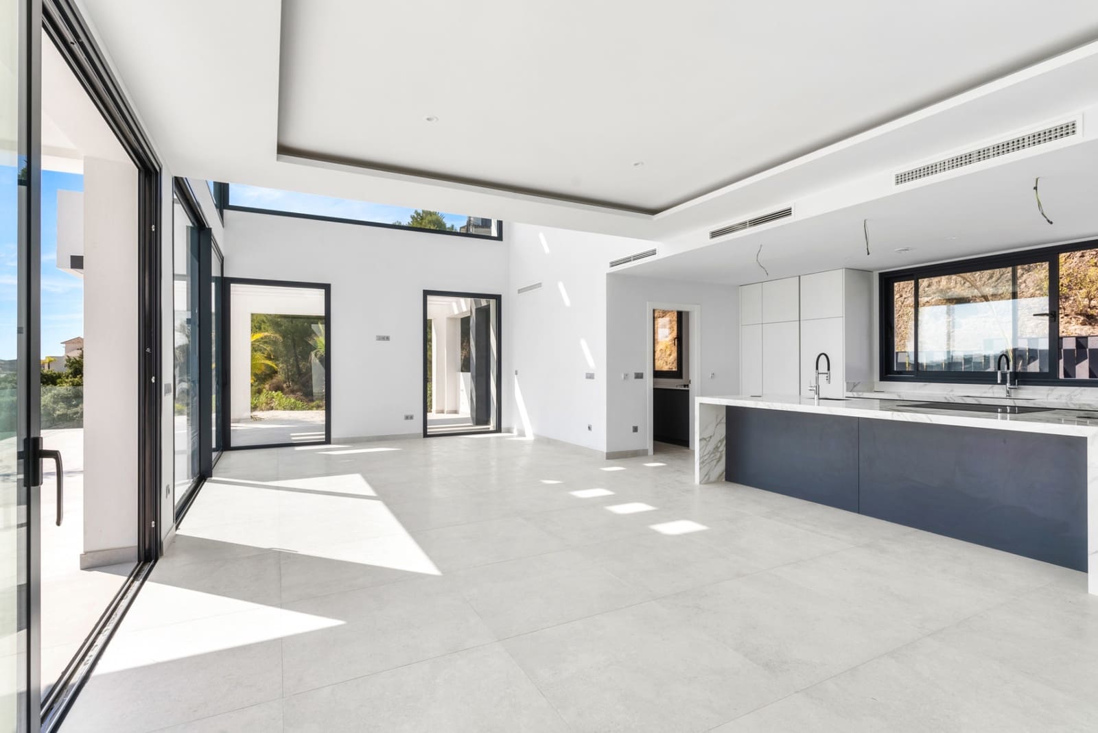 5 soveværelse Villa til salg i Marbella med swimmingpool garage - € 2.450.000 (Ref: 9554232)