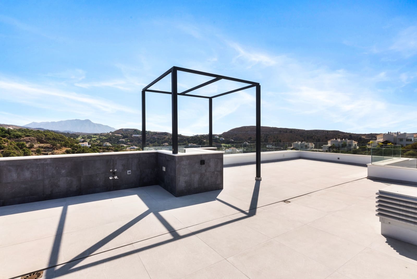 5 soveværelse Villa til salg i Marbella med swimmingpool garage - € 2.450.000 (Ref: 9554232)