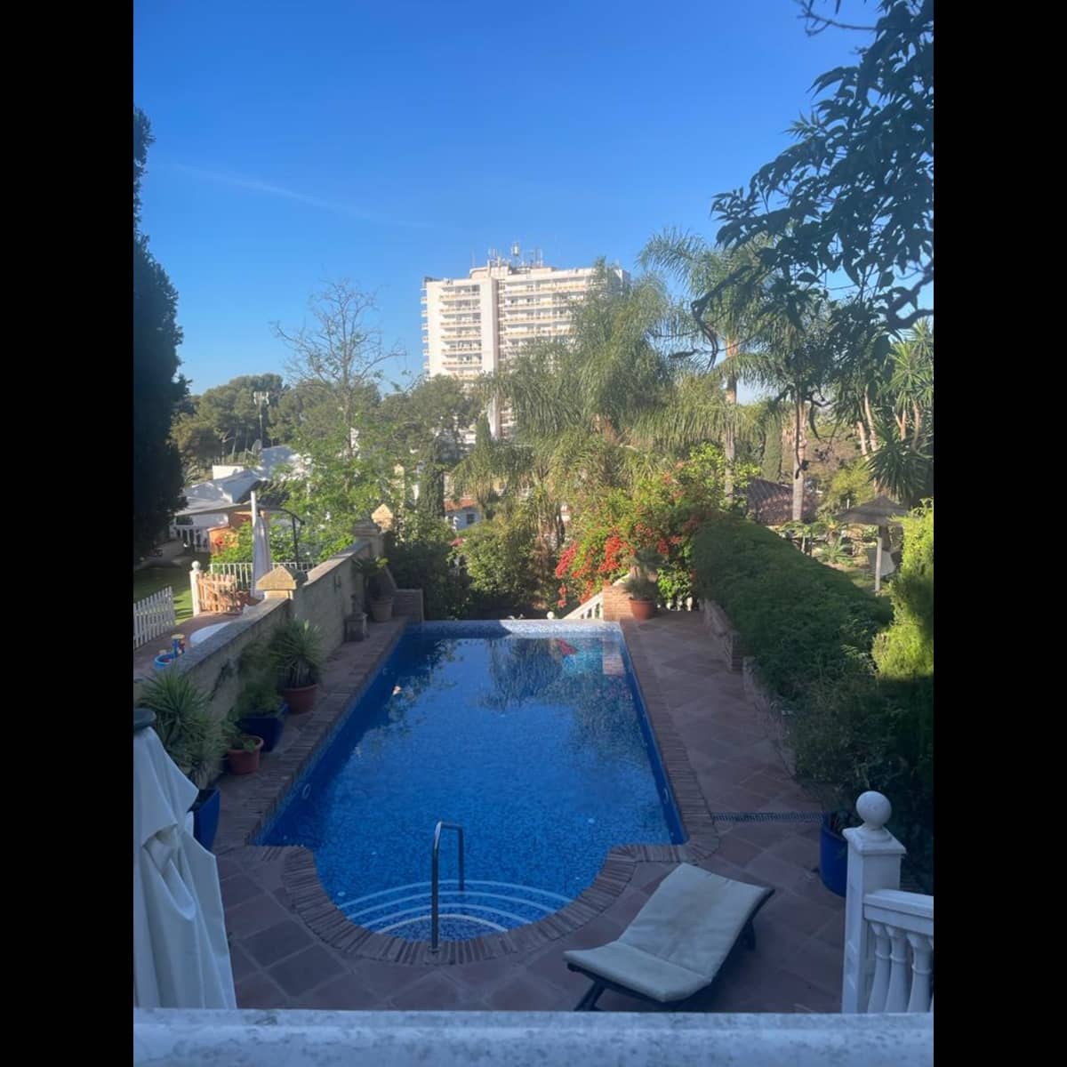 4 quarto Casa em Banda para venda em Nueva Andalucia com piscina garagem - 950 000 € (Ref: 9554251)