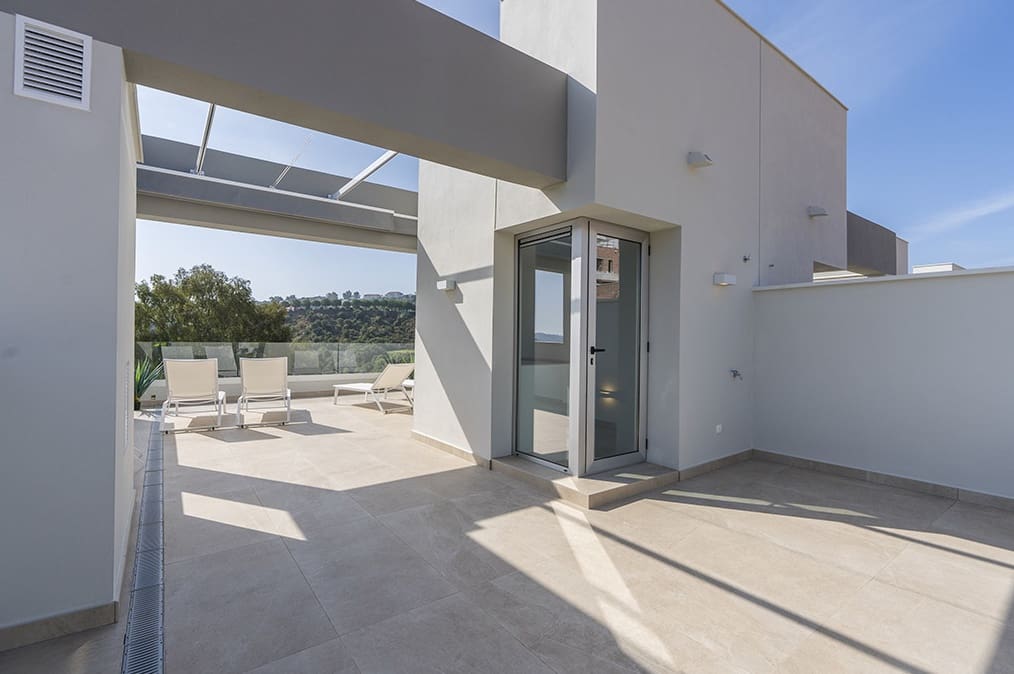 3 soveværelse Villa til salg i Marbella med swimmingpool garage - € 559.000 (Ref: 9555531)