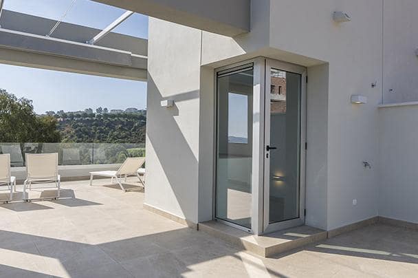 3 soveværelse Villa til salg i Marbella med swimmingpool garage - € 559.000 (Ref: 9555531)