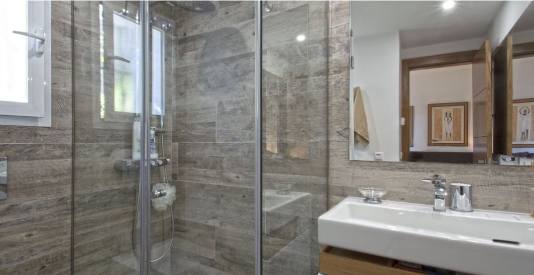 Chalet de 5 habitaciones en Marbella en venta con piscina garaje - 3.500.000 € (Ref: 9561577)