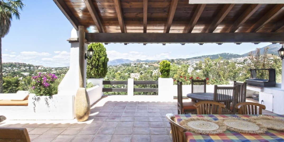 Chalet de 5 habitaciones en Marbella en venta con piscina garaje - 3.500.000 € (Ref: 9561577)